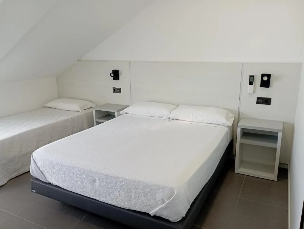 Attic Apartment with Terrace and Sea View — Apartamentos Onzamar