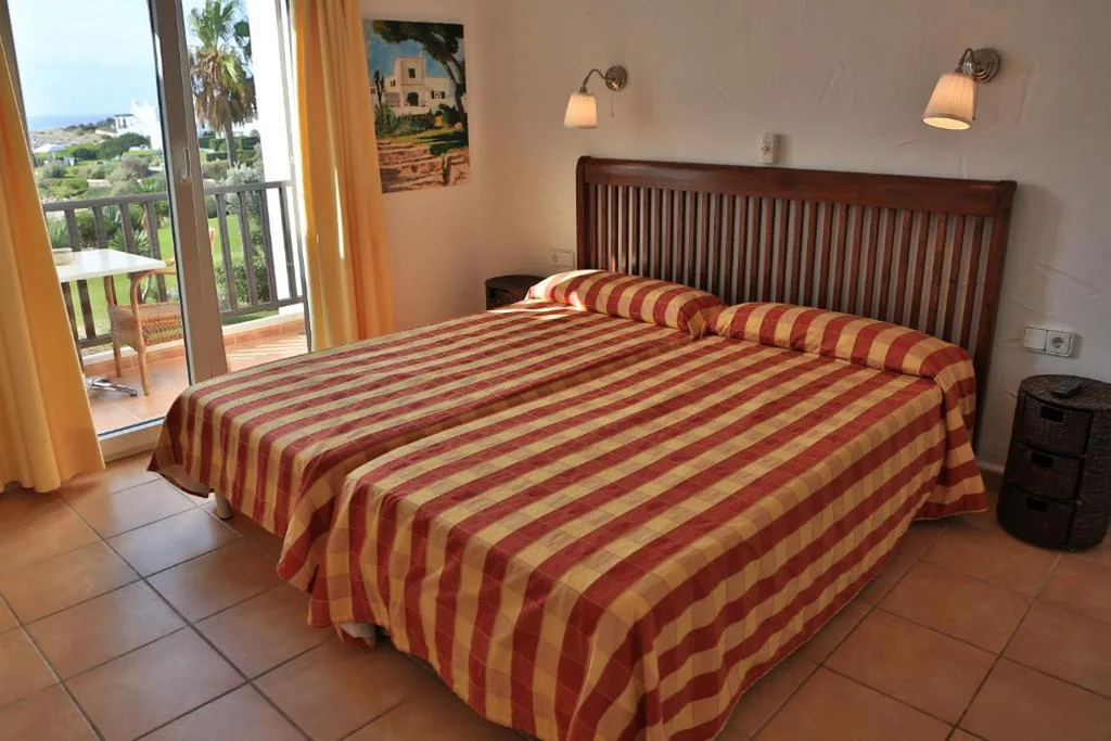 Apartment mit 2 Schlafzimmern (4 Erwachsene + 2 Kinder) — Apartamentos Parque Mar