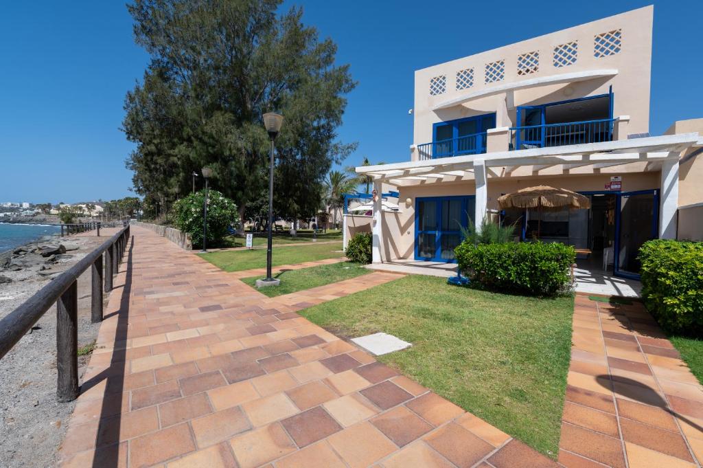 Apartamentos Playa Feliz