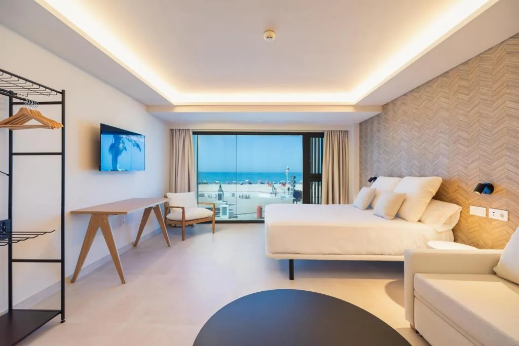 Studio mit Meerblick — Apartamentos Playa Victoria - by Grupo Tribu