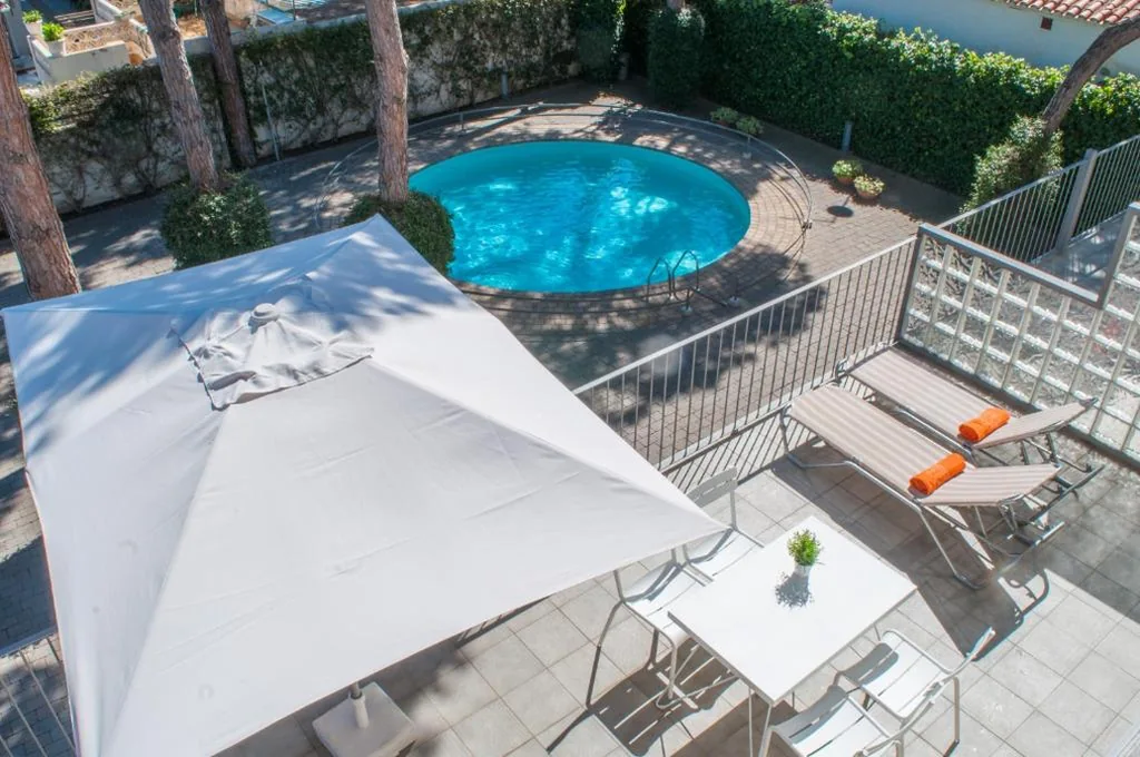 Apartment mit Poolblick — Apartamentos Porta Coeli