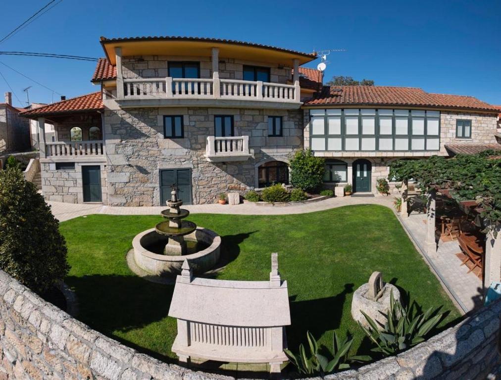 Apartamentos Río Sil-Casa Rural en Sober- Ribeira Sacra