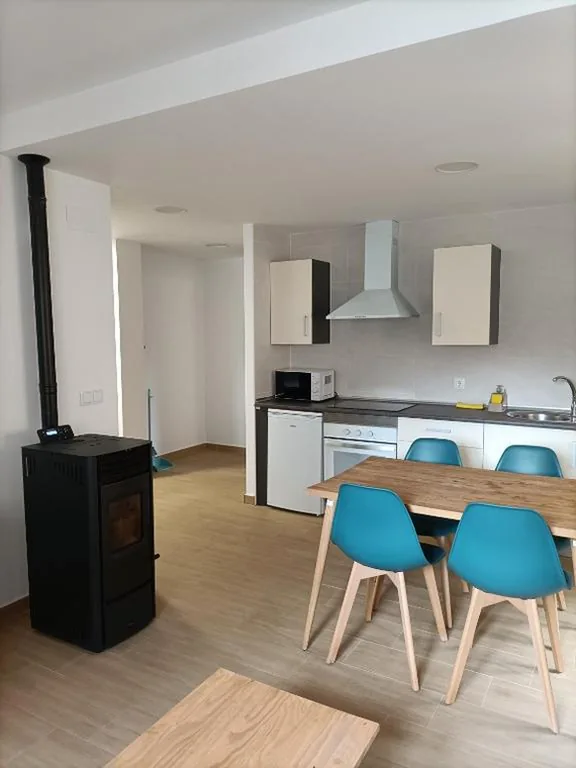 Apartment – Erdgeschoss — Apartamentos Rurales La Capellanía de Alobras