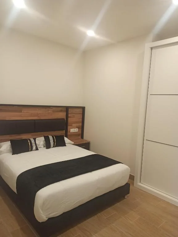 Apartamentos Silgar Plaza