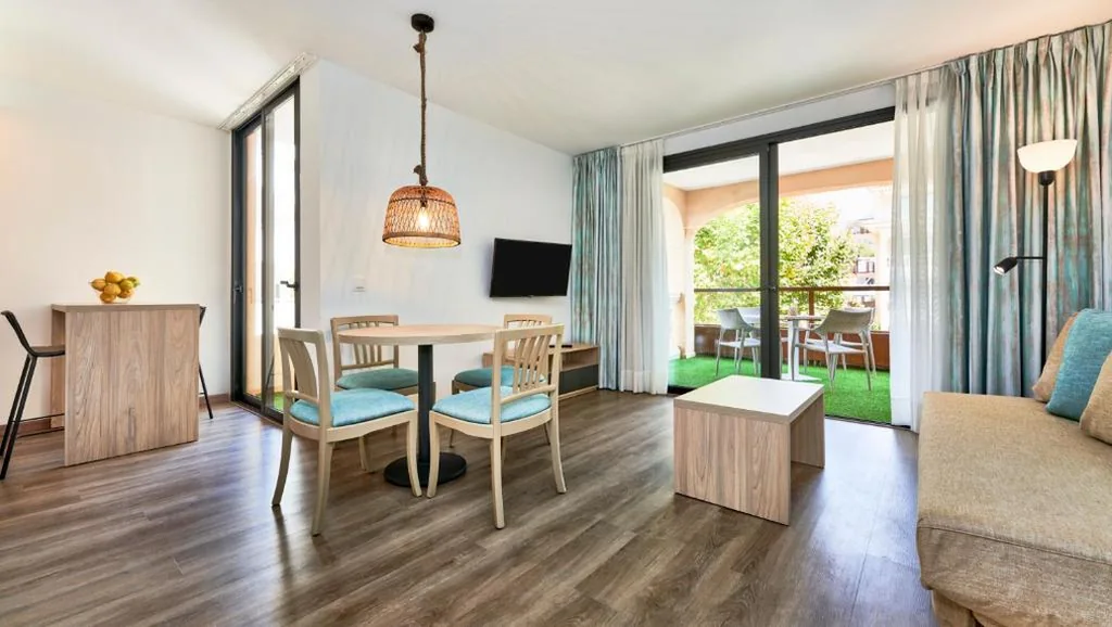 Appartamento Superior (2 adulti + 1 bambino) — Apartamentos Sinfony