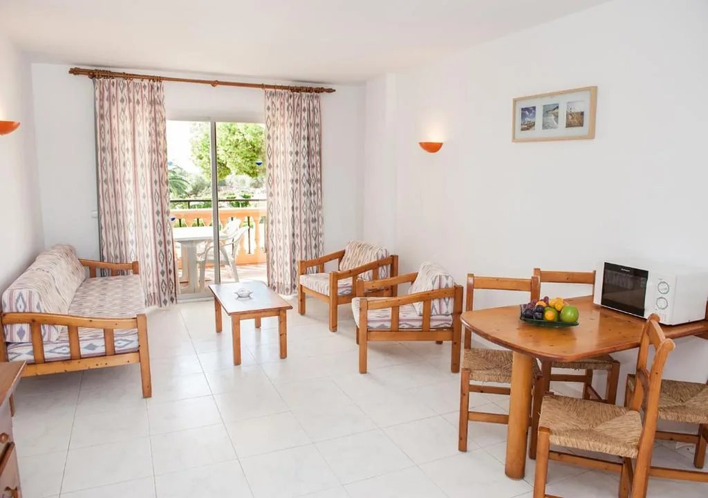 Apartamento de 2 dormitorios — Apartamentos Sol Romántica by DOT Suites