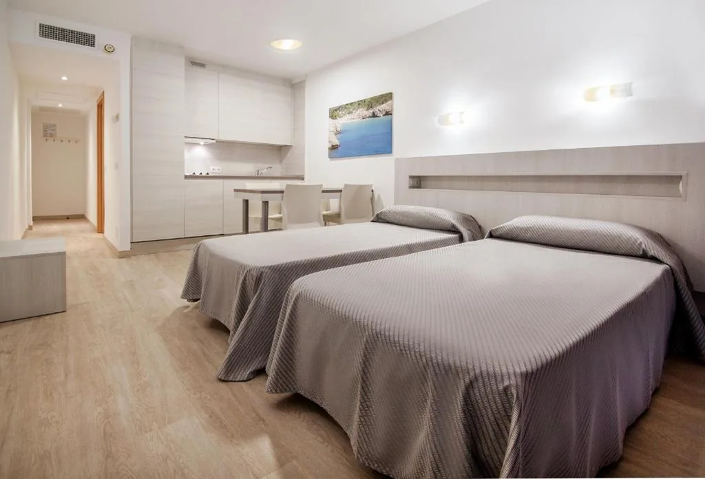 Monolocale con terrazza — Apartamentos Sol y Vera