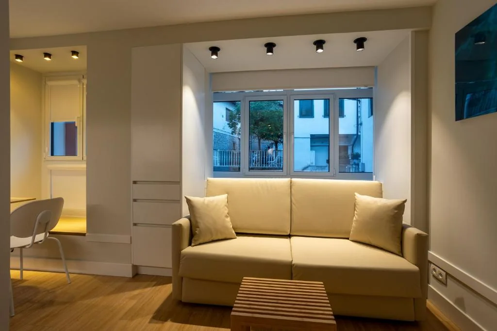 Monolocale con divano letto — Apartamentos&Spa Mundakaport