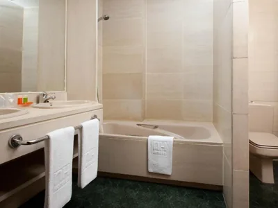 Apartamentos TH Las Rozas — Foto 3