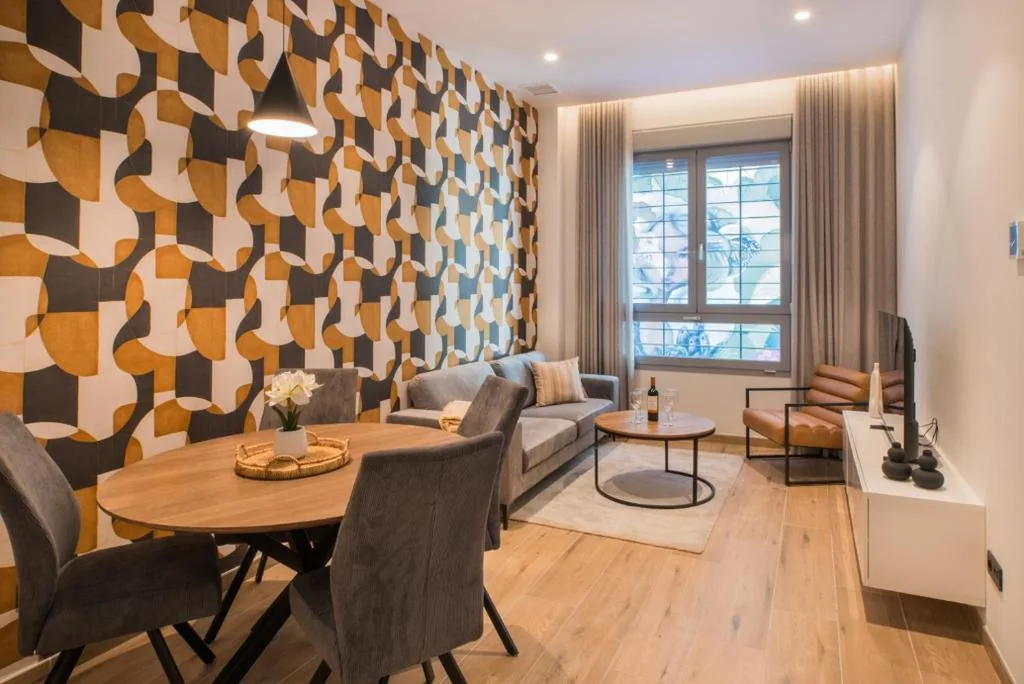 Habitación Cuádruple Estándar — Apartamentos Turísticos Lagunillas 57