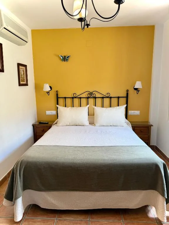 2-Bedroom Apartment (6 Adults) — Apartamentos Valle del Guadalquivir