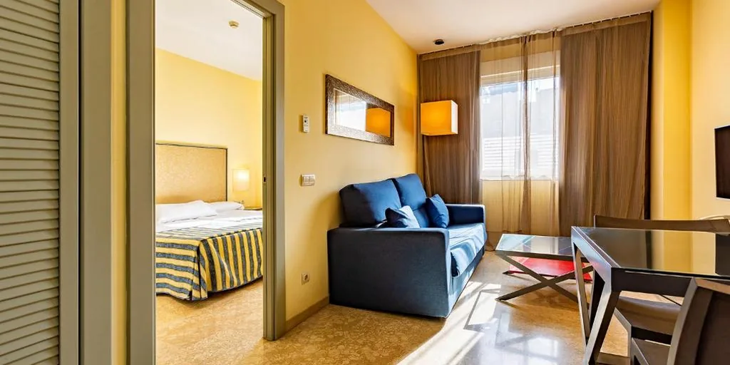 One-Bedroom Apartment (1 Adult) — Apartamentos Vértice Sevilla Aljarafe