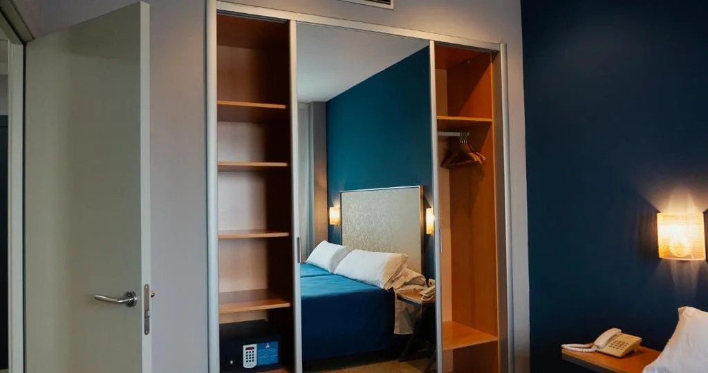 One-Bedroom Apartment (2 Adults + 1 Child) — Apartamentos Vértice Sevilla Aljarafe