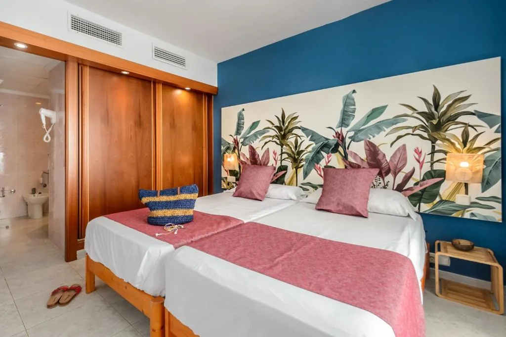 Apartamento de 1 dormitorio (4 adultos) con vistas al mar — Apartamentos Vibra Jabeque Soul-3SUP