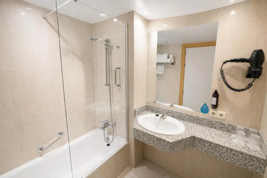 Appartamento con 2 camere da letto e vista mare — Apartamentos Vistasol