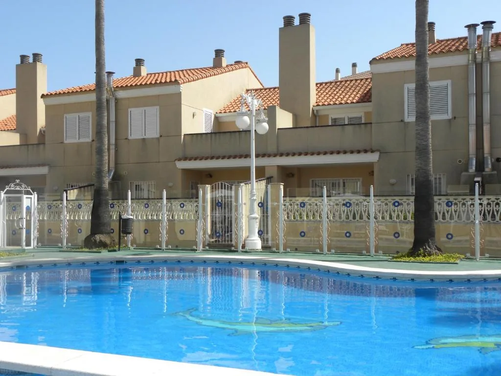 3-Bedroom Bungalow — Apartamentos-VTV Amores Residencial2000