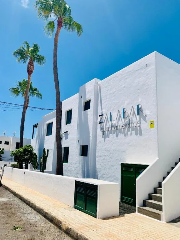 Apartment – Erdgeschoss — Apartamentos Zalabar