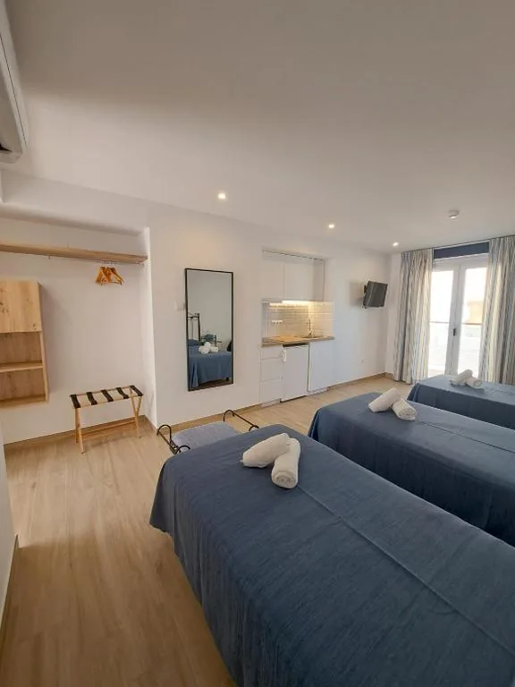 Aparthotel ALMARIS