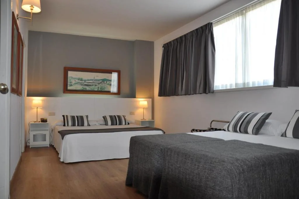Camera quadrupla — Aparthotel Atenea Barcelona
