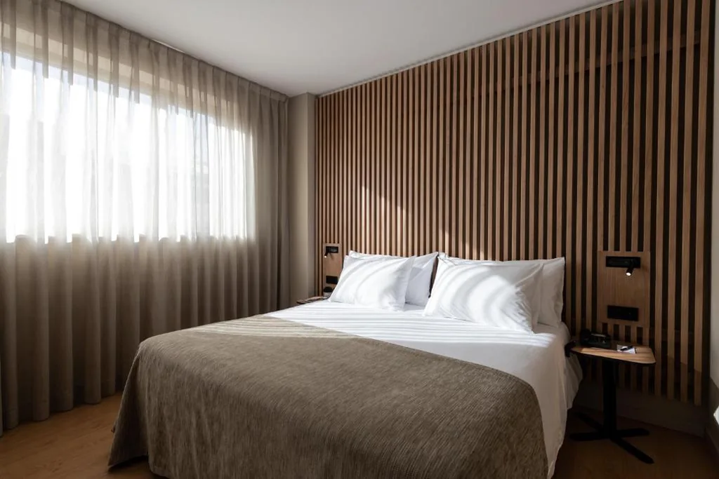 Camera doppia Premium con 1 o 2 letti — Aparthotel Atenea Barcelona
