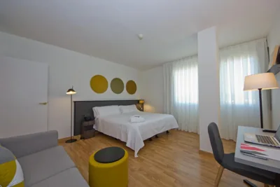Aparthotel Atenea Valles — 写真 2