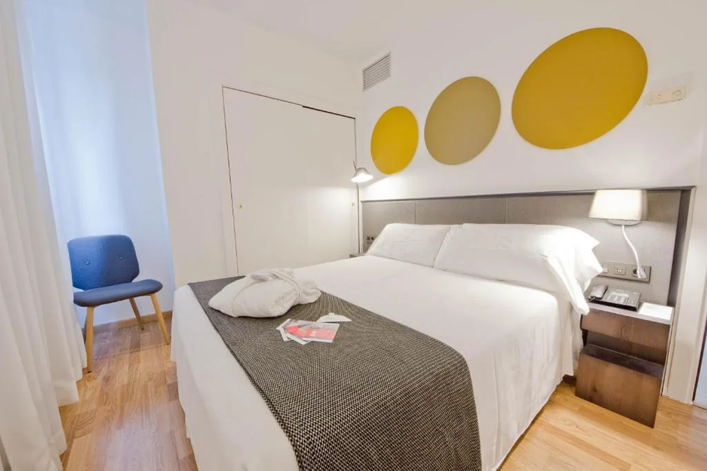ダブルルーム — Aparthotel Atenea Valles