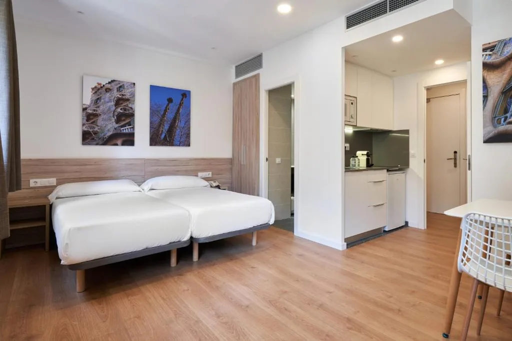 Estudio Familiar — Aparthotel Augusta