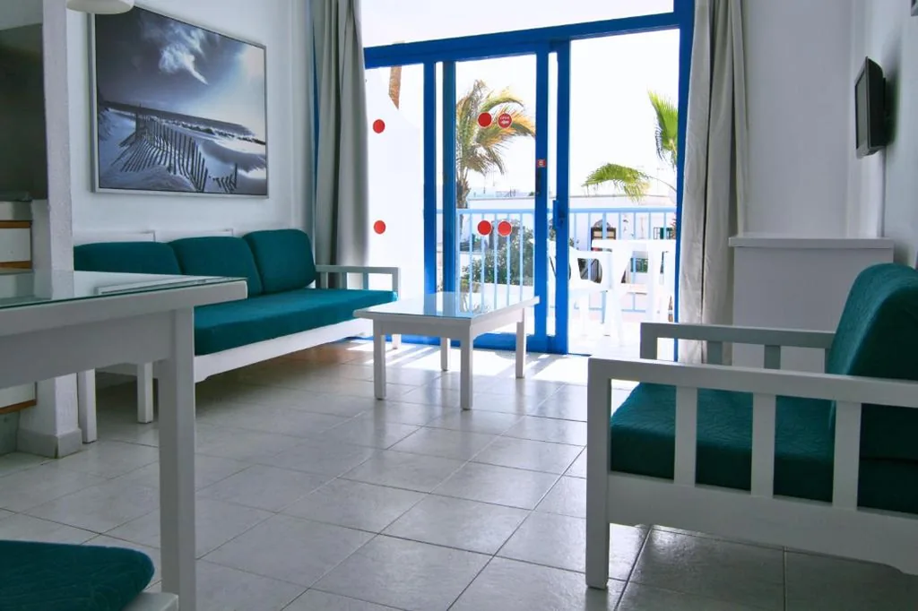 Appartamento con balcone — Aparthotel Costa Volcán & Spa