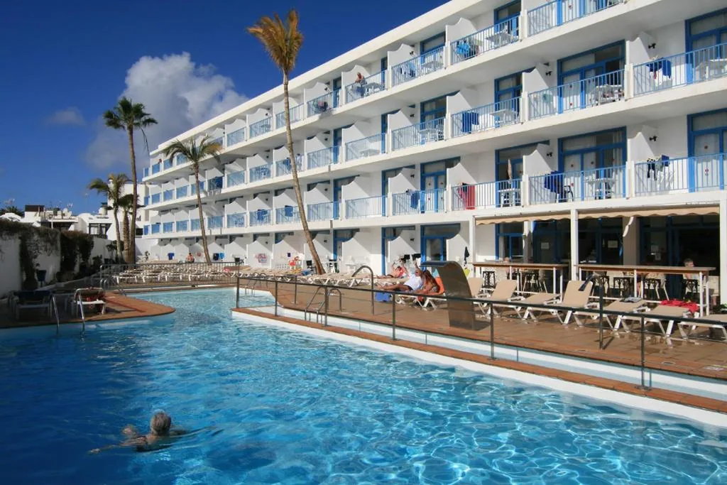Aparthotel Costa Volcán & Spa