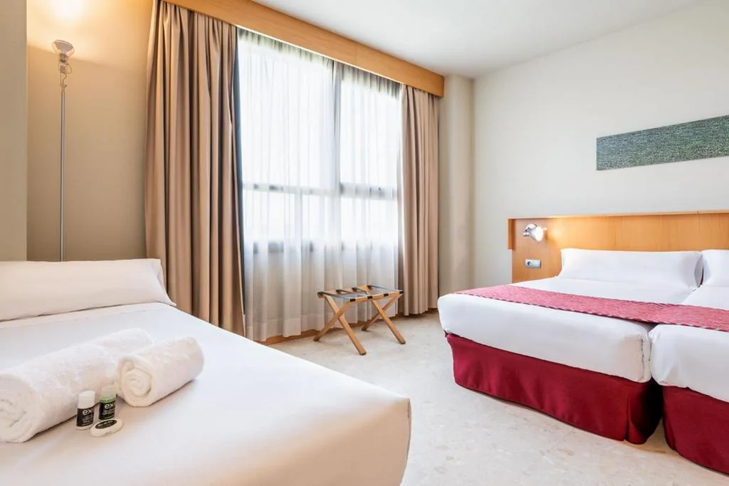 Camera Tripla — Aparthotel Exe Campus San Mamés
