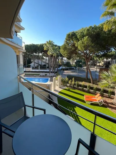 Aparthotel Las Palmeras Castelldefels — foto 4