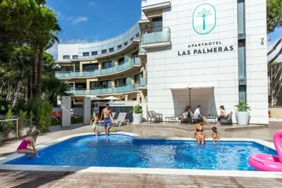 Aparthotel Las Palmeras Castelldefels — foto 9