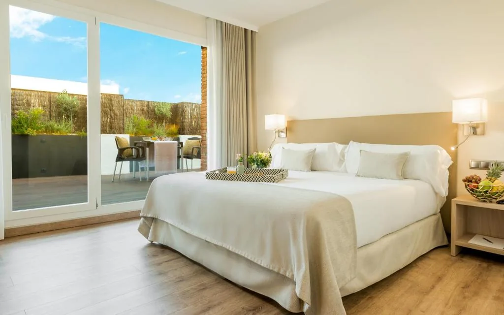 Suite Junior con terraza — Aparthotel Mariano Cubi Barcelona