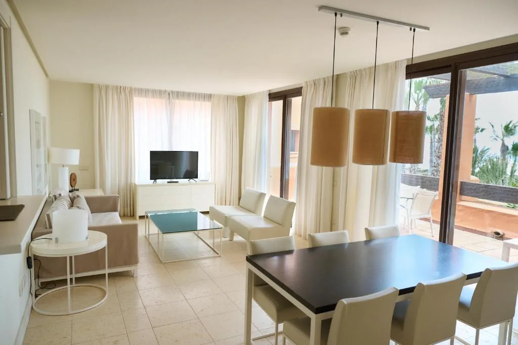 Appartamento di lusso con 3 camere da letto — Aparthotel Novo Resort