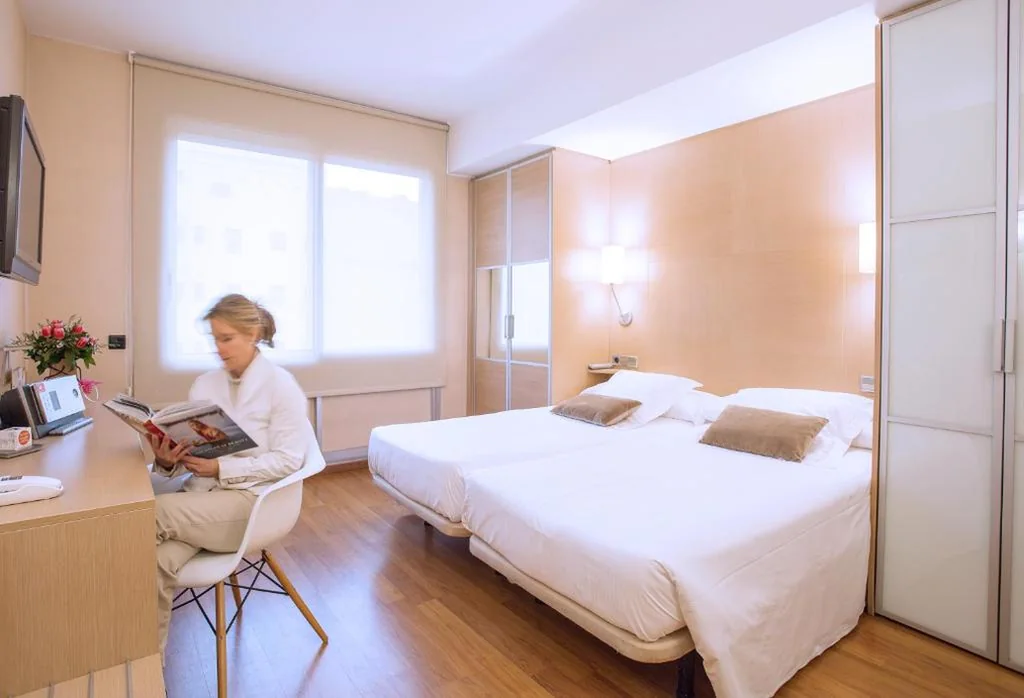 Standaard tweepersoonskamer met uitzicht op de tuin - 1 of 2 bedden — Aparthotel Silver