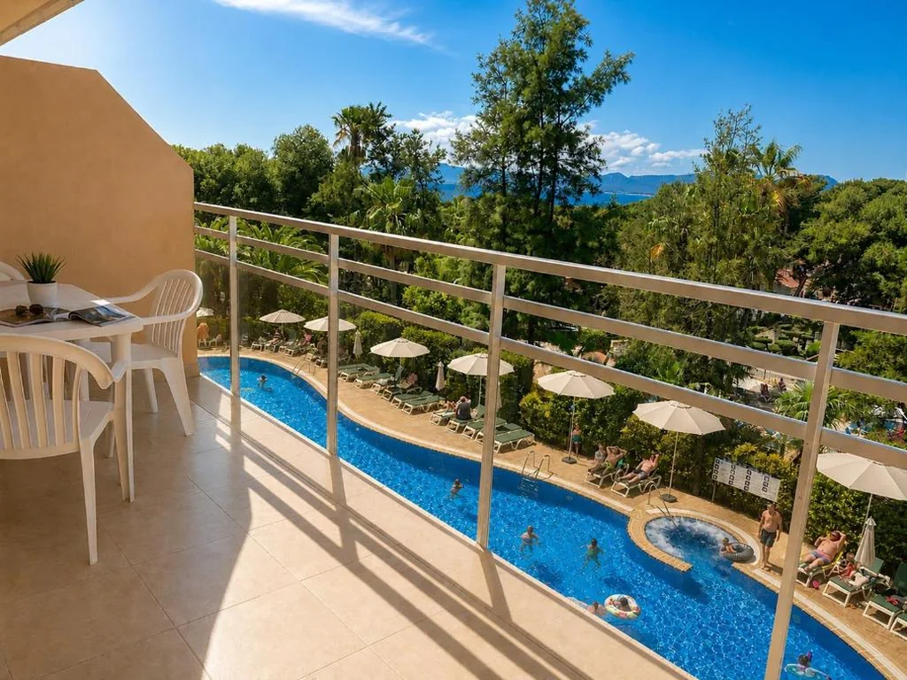 Appartement met 1 slaapkamer en uitzicht op het zwembad — Aparthotel SunClub Salou
