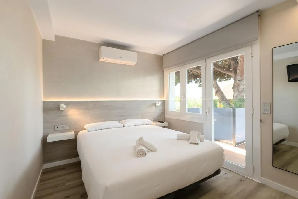 Deluxe Apartment mit 1 Schlafzimmer — Aparthotel Vilassar
