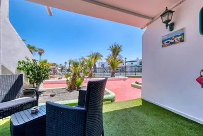 Apartment La Vela Azul - Pool & Tennis - Free AC & Good WIFI - By Lanzarote Vacation Homes — foto 2