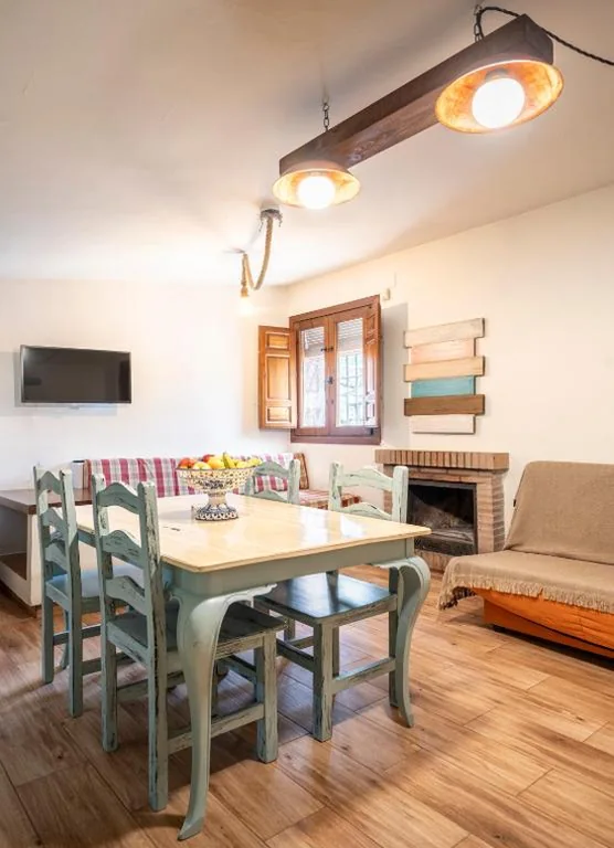 Casa com 1 quarto — Apiedesierra - Caserio del Colmenar