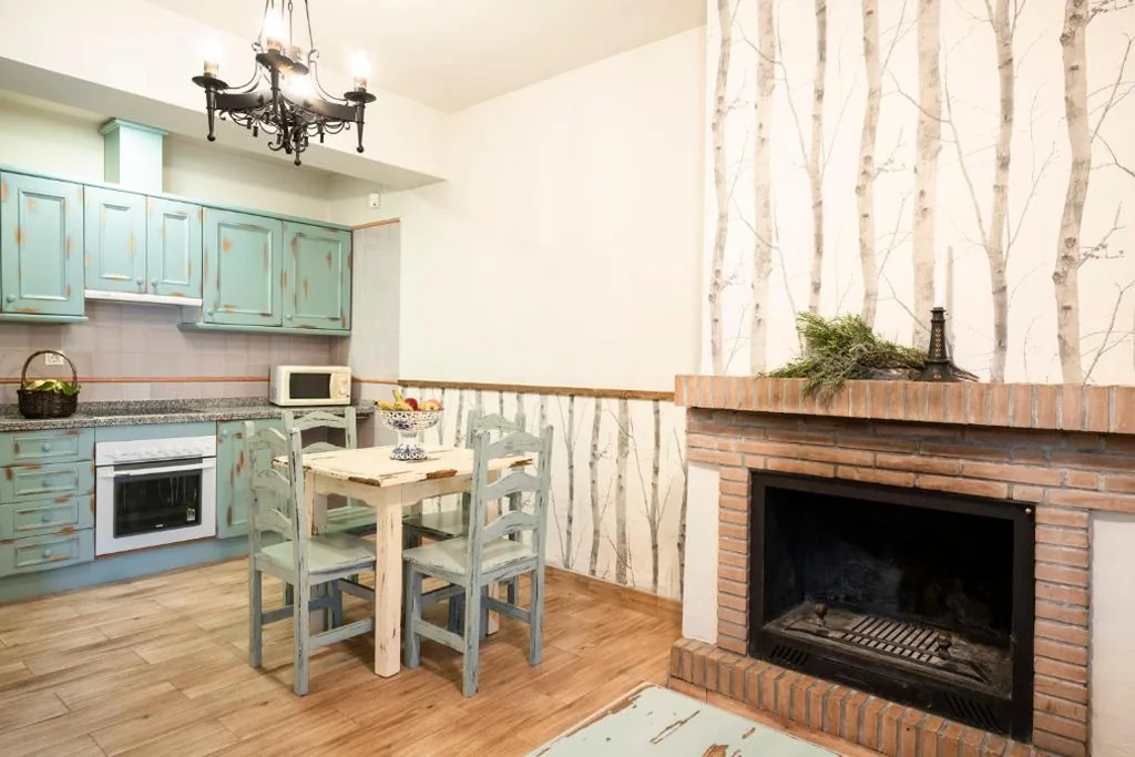 Casa com 1 quarto — Apiedesierra - Caserio del Colmenar