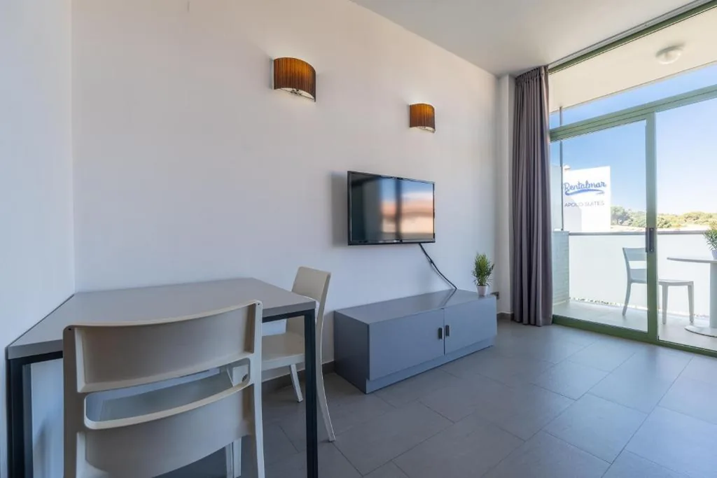 Familien-Studio — Apolo Suites Rentalmar