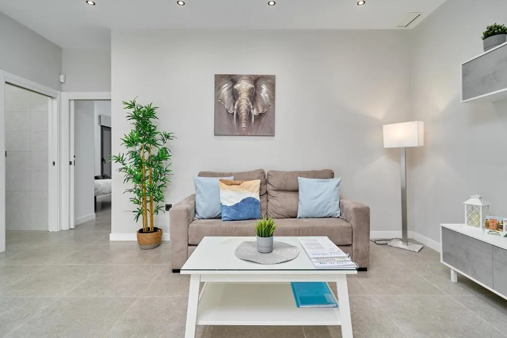 Appartement avec douche — Aptos Turísticos Playa Marinsa