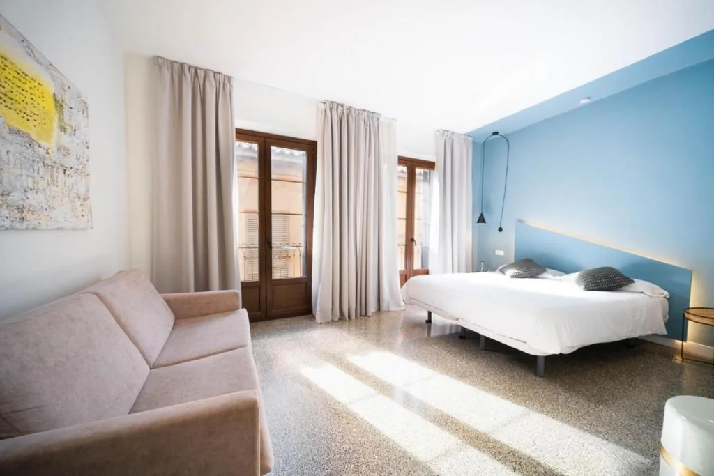Habitación Familiar Premium — Apuntadores 8