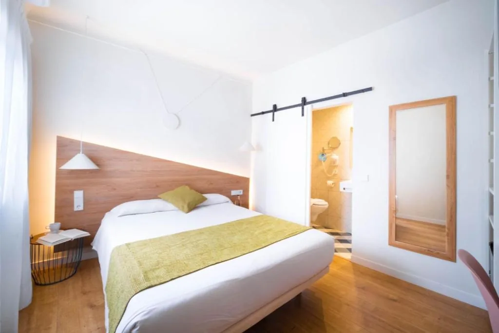 Habitación Individual — Apuntadores 8
