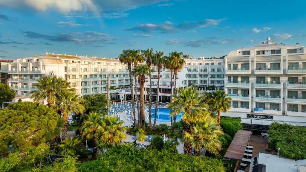 AQUA Hotel Aquamarina & Spa