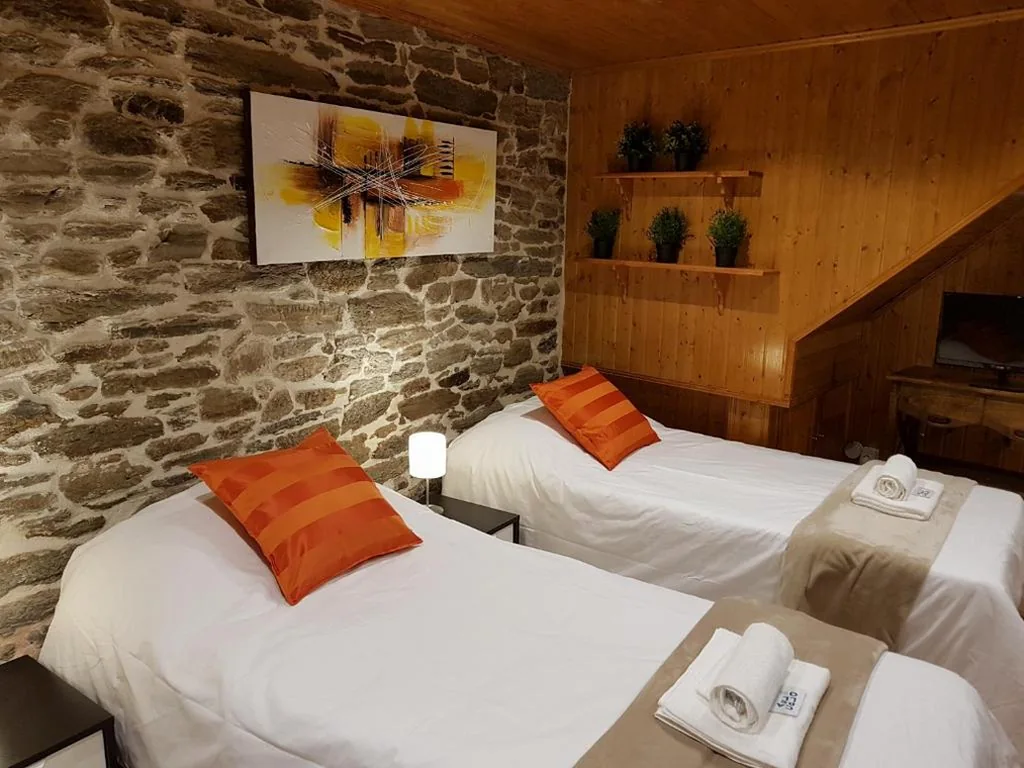 Aqua Rooms Sarria