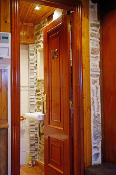 Aqua Rooms Sarria — 写真 3