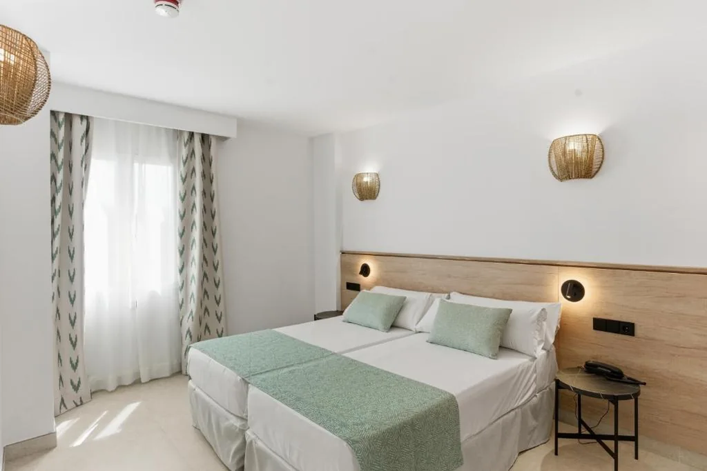 Aquasol Aparthotel