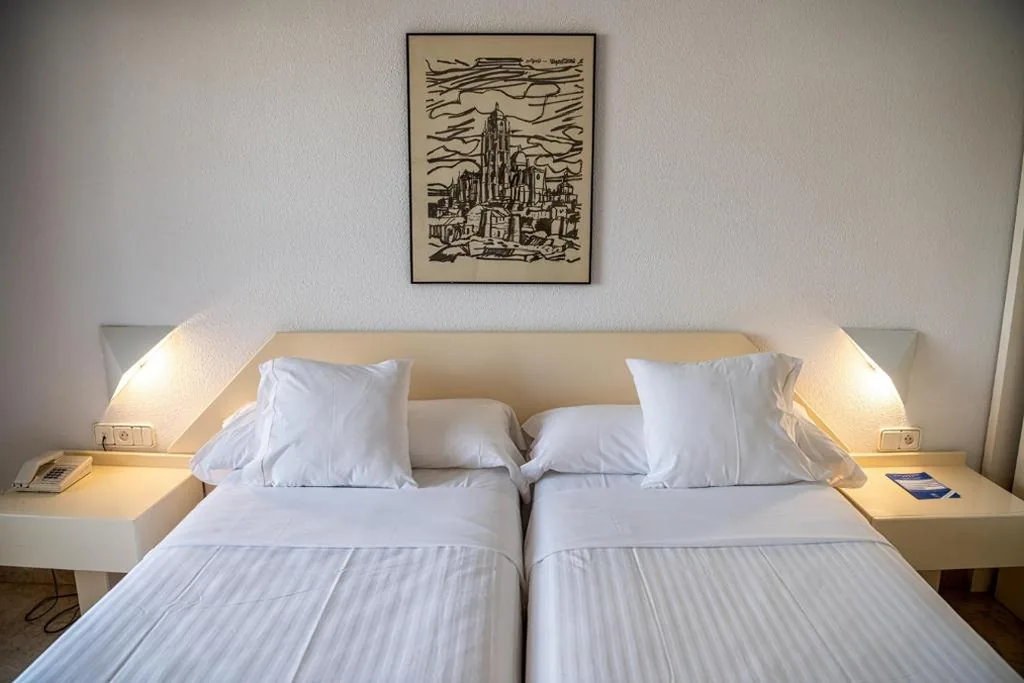 Double Room - 2 Beds — AR Almerimar