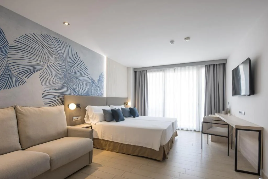 Habitación Cuádruple (2 adultos + 2 niños) — AR Diamante Beach & SPA Hotel 4 SUP